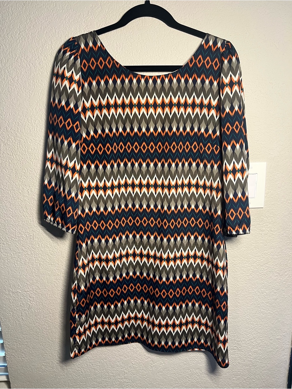 Geometric Print Shift Dress Medium 3/4 Sleeve Zip Back